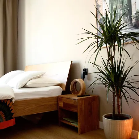 Liberty 637 Apartment *